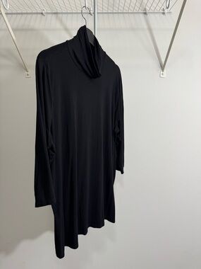 Torrid Size 3 Black Super Soft Knit 3/4th Sleeve Turtleneck